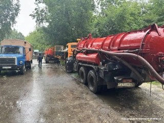 Канализация затопила дворы в Муроме: Прокуратура вмешалась